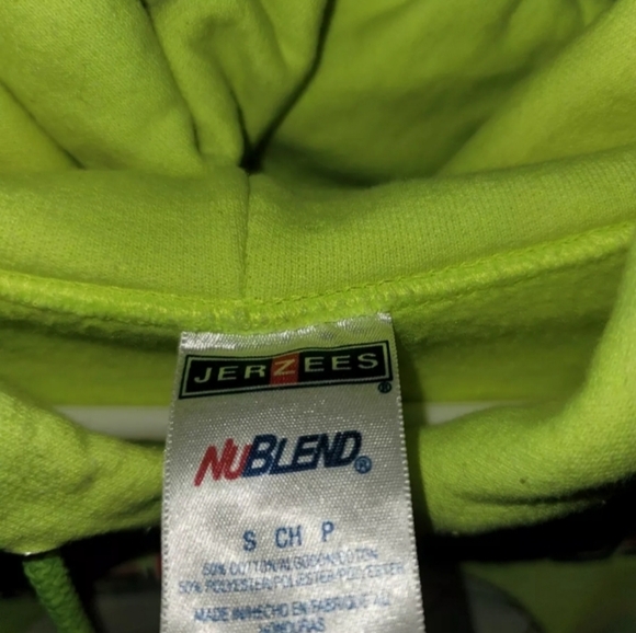 EUC Jerzees Small  Yes, I Am A Girl...Volleyball is my Game Hoodie - Picture 7 of 8